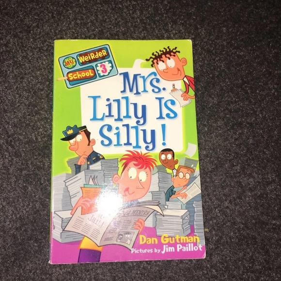 Kids Chapter Books - Picture 7 of 10